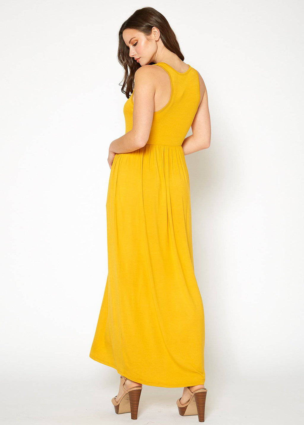 Womens Sleeveless Pleated Maxi Dress
